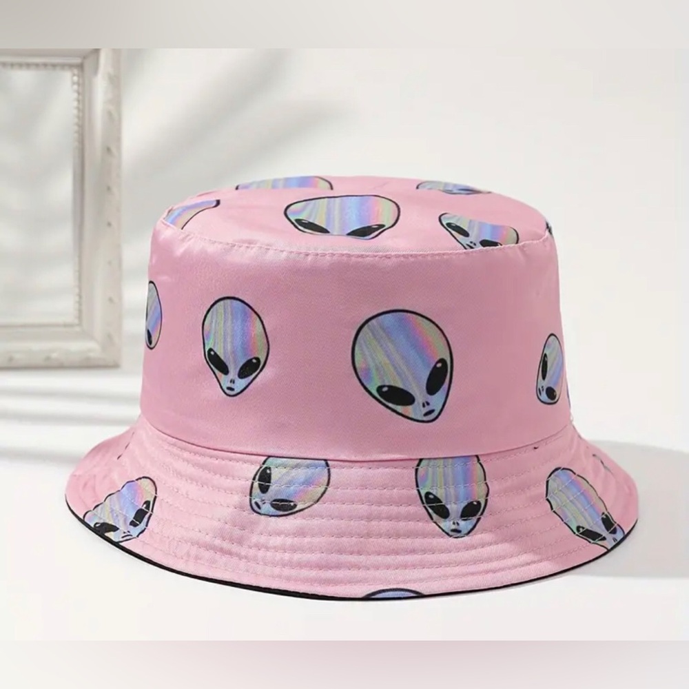 Brand new still in bag reversible bucket hat